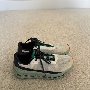 Women’s On Cloud Running Shoes